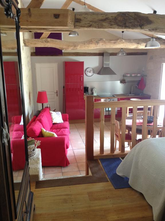 Chateau Nardou Hotel Saint-Sulpice-et-Cameyrac Quarto foto