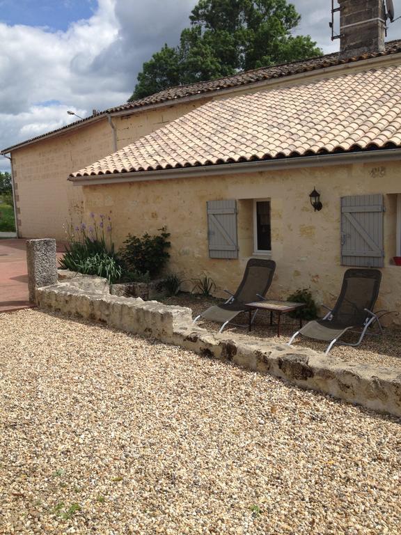 Chateau Nardou Hotel Saint-Sulpice-et-Cameyrac Quarto foto