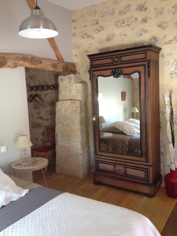 Chateau Nardou Hotel Saint-Sulpice-et-Cameyrac Quarto foto