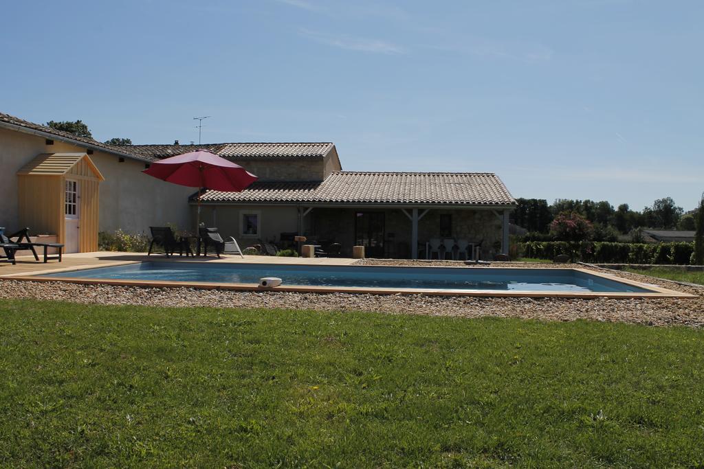 Chateau Nardou Hotel Saint-Sulpice-et-Cameyrac Quarto foto