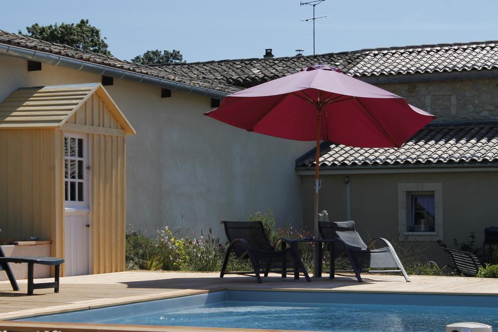 Chateau Nardou Hotel Saint-Sulpice-et-Cameyrac Quarto foto