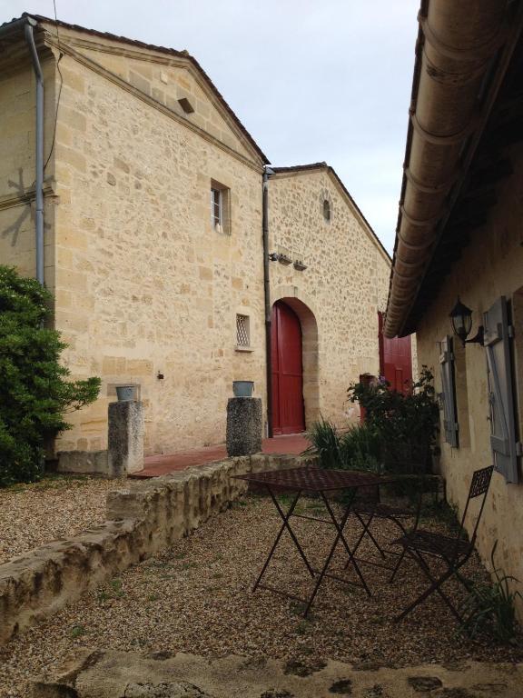 Chateau Nardou Hotel Saint-Sulpice-et-Cameyrac Quarto foto