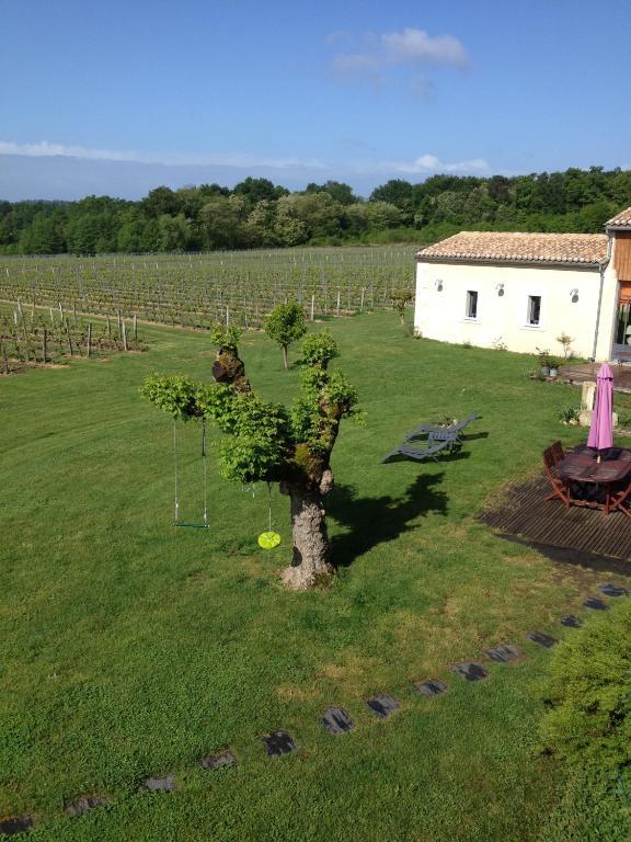Chateau Nardou Hotel Saint-Sulpice-et-Cameyrac Quarto foto