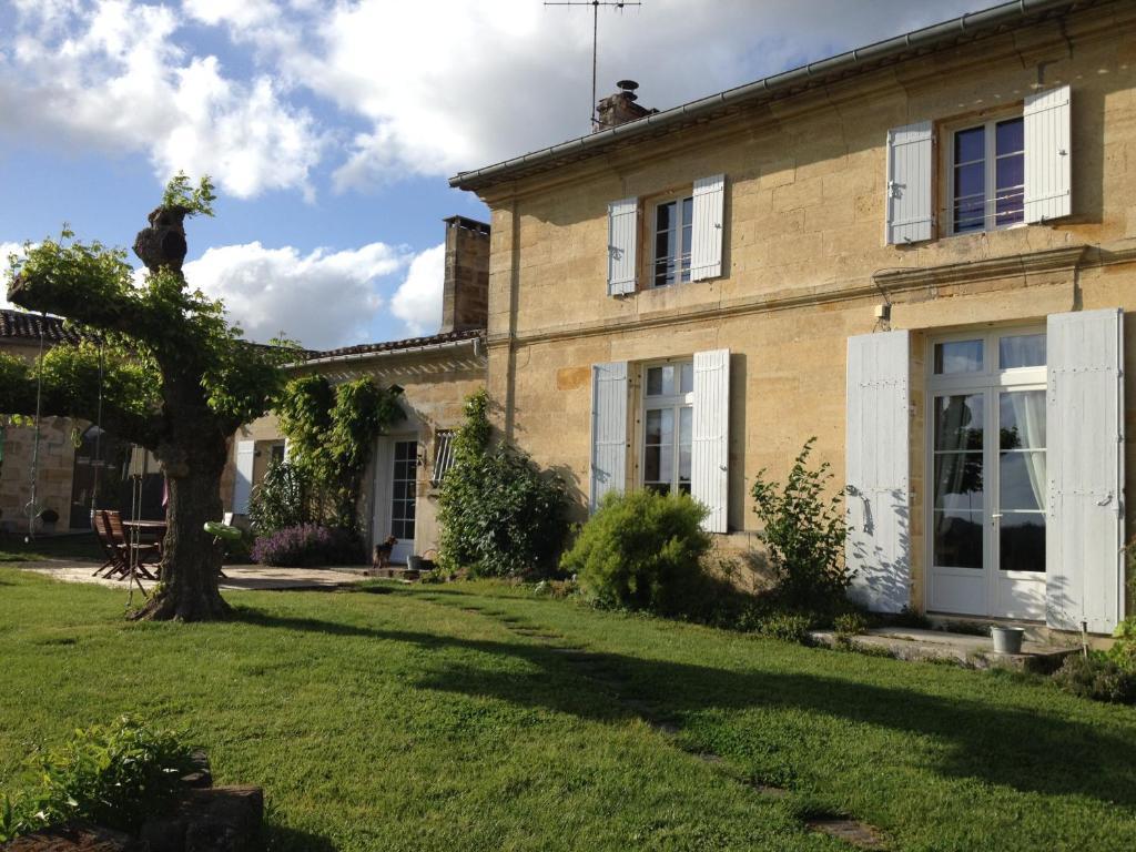 Chateau Nardou Hotel Saint-Sulpice-et-Cameyrac Quarto foto
